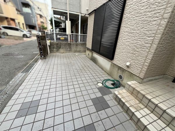 駐車場  写真撮影日：2024-11-01