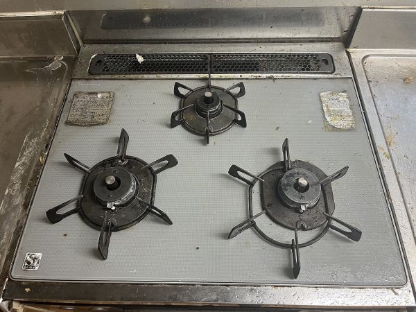 その他設備 キッチン３口コンロ  写真撮影日：2025-01-17
