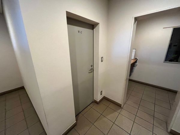 その他設備 共用部トイレ  写真撮影日：2024-11-16
