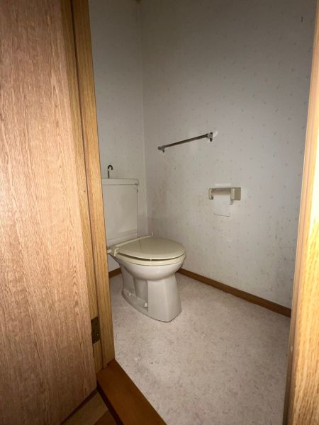 トイレ  写真撮影日：2024-10-19