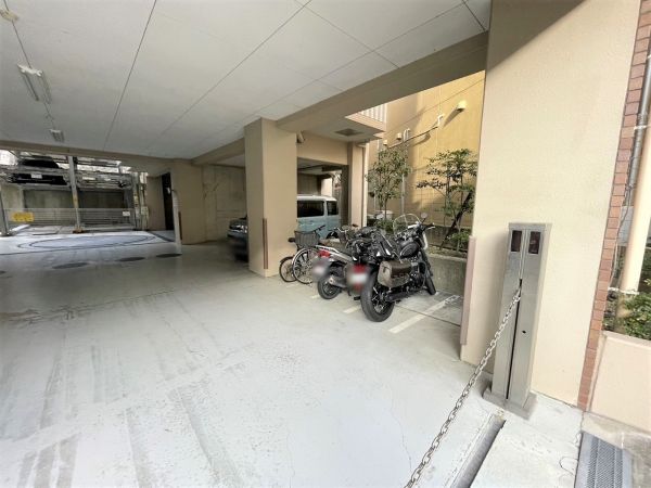 その他設備 駐輪場  写真撮影日：2025-02-10
