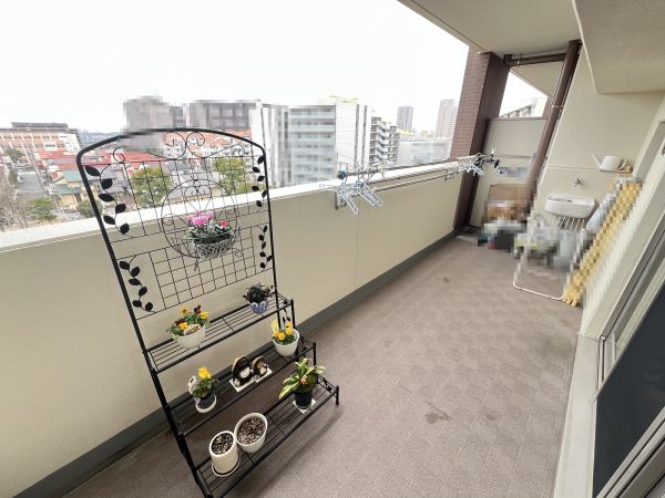 バルコニー  写真撮影日：2025-03-08