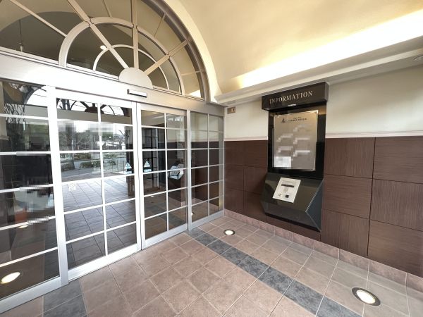 エントランス  写真撮影日：2025-03-08