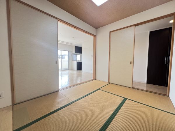 リビング以外の居室  写真撮影日：2025-03-08