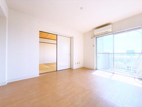 洋室約６．７帖