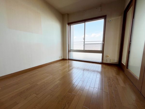 リビング以外の居室  写真撮影日：2025-03-01