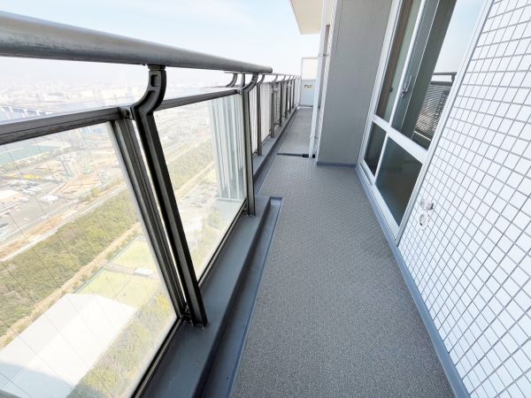 バルコニー  写真撮影日：2025-03-01