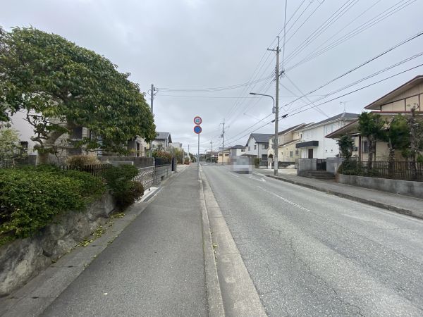 前面道路含む現地写真  写真撮影日：2025-04-06