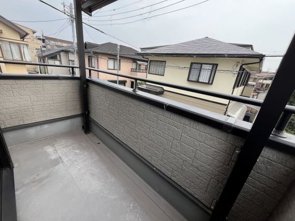 バルコニー  写真撮影日：2025-04-21