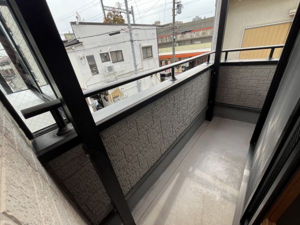 バルコニー  写真撮影日：2025-04-21