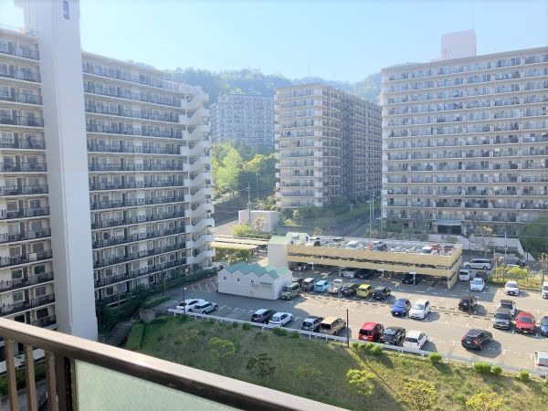 住戸からの眺望写真  写真撮影日：2025-04-28