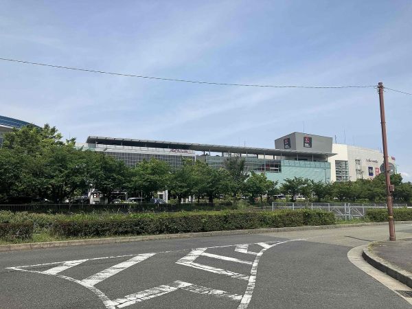 イオンモール伊丹 400m 写真撮影日：2025-05-01 