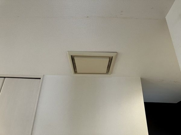 冷暖房・空調設備 ２４時間換気ダクト  写真撮影日：2025-05-08