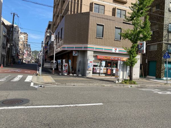 セブンイレブン神戸羽坂通3丁目店 190m 写真撮影日：2023-07-23 