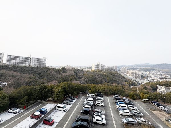 住戸からの眺望写真  写真撮影日：2025-02-27