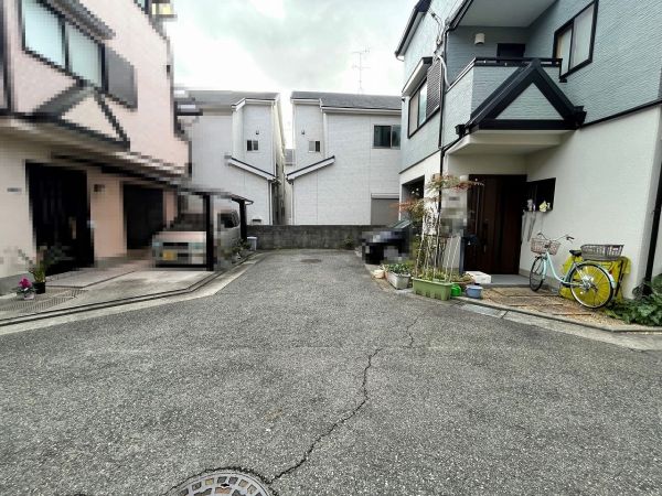 前面道路含む現地写真  写真撮影日：2025-02-09