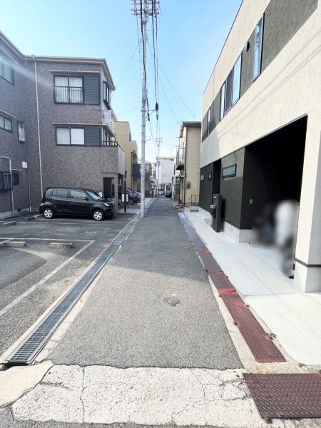 前面道路含む現地写真  写真撮影日：2025-01-18