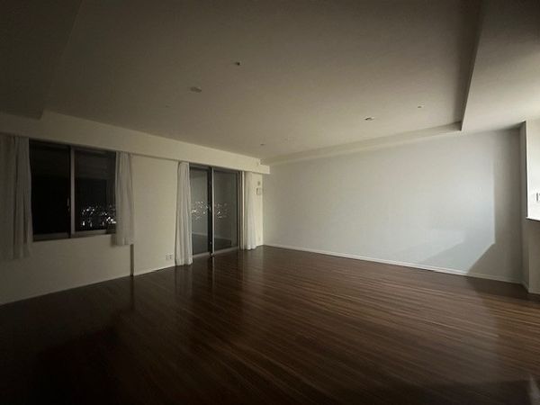 リビング  写真撮影日：2025-03-16