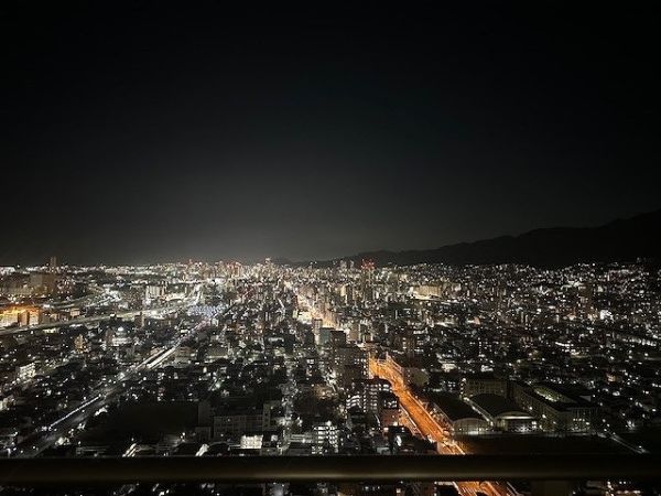 住戸からの眺望写真  写真撮影日：2025-03-16