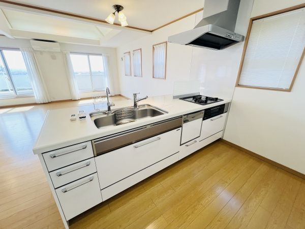 キッチン  写真撮影日：2025-03-31