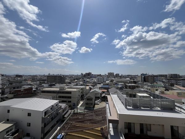 住戸からの眺望写真  写真撮影日：2025-04-28