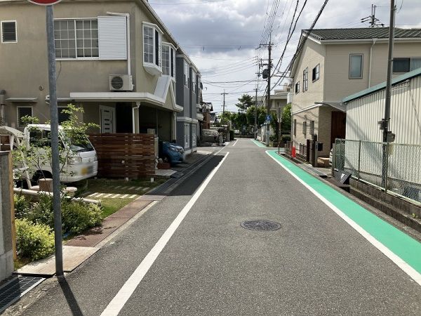 前面道路含む現地写真  写真撮影日：2025-05-15