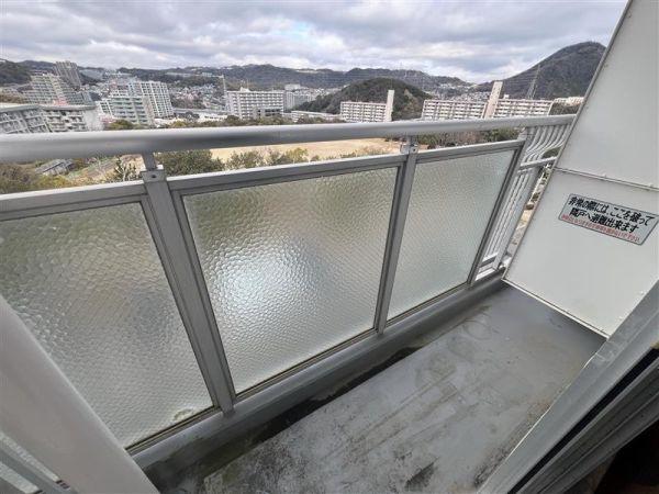 バルコニー  写真撮影日：2025-03-03