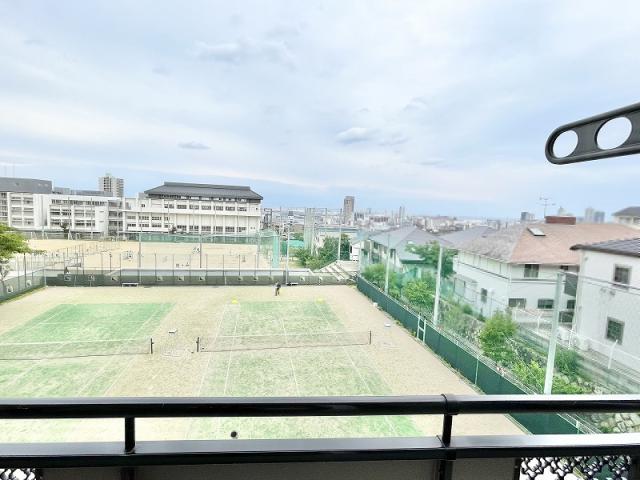 住戸からの眺望写真  写真撮影日：2025-06-01