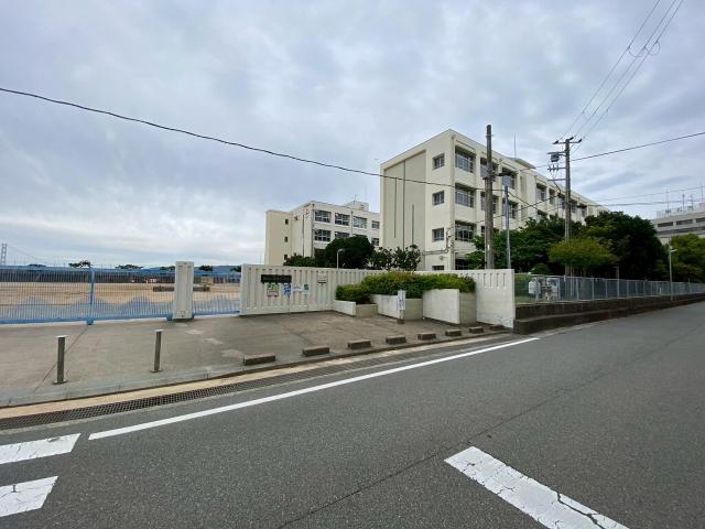 中崎小学校 160m 写真撮影日：2025-05-31