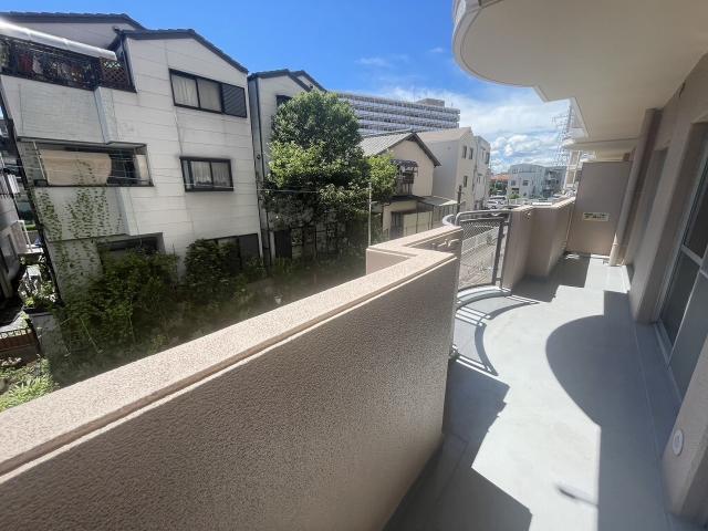 バルコニー  写真撮影日：2025-07-20