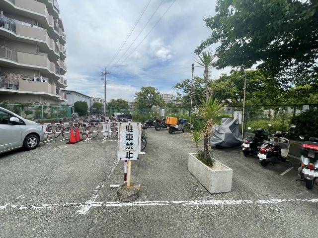 その他設備 バイク置き場  写真撮影日：2025-07-20