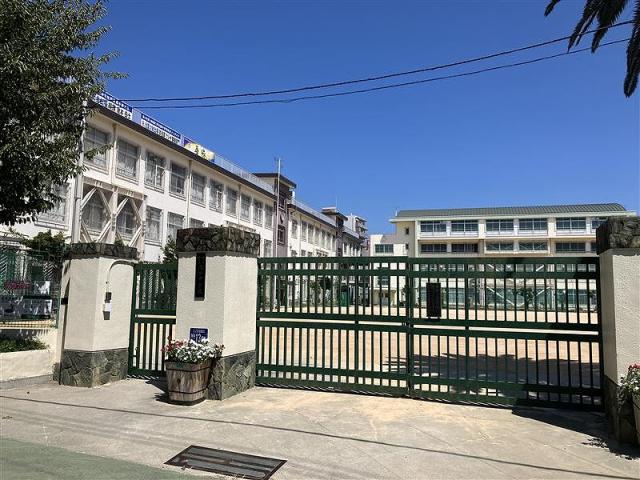 神戸市立原田中学校 430m 写真撮影日：2025-06-16