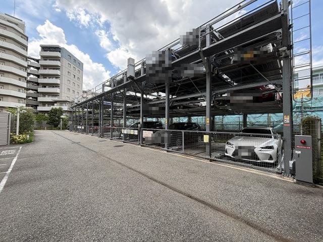 駐車場(共用設備)  写真撮影日：2025-07-12