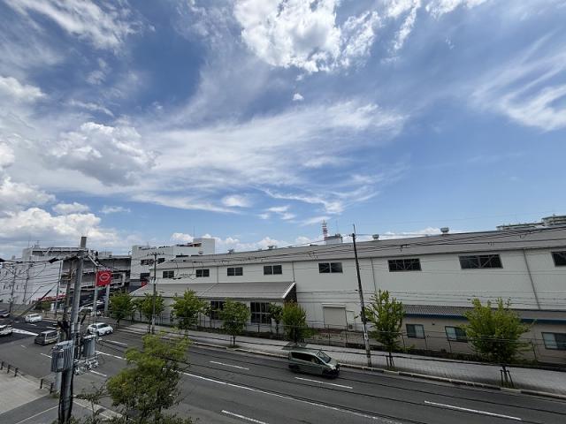 住戸からの眺望写真  写真撮影日：2025-07-12