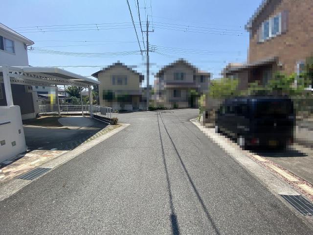 前面道路含む現地写真  写真撮影日：2025-07-14