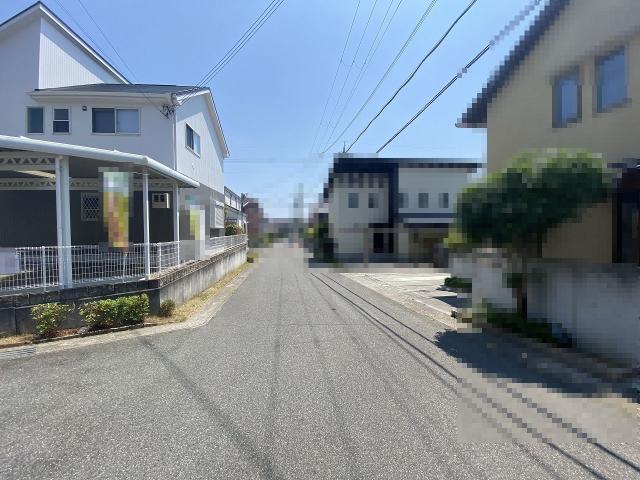 前面道路含む現地写真  写真撮影日：2025-07-14