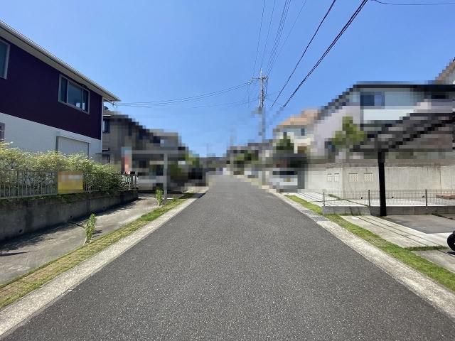 前面道路含む現地写真  写真撮影日：2025-07-14