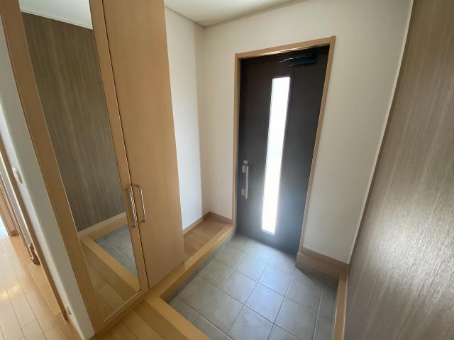 玄関  写真撮影日：2025-07-14
