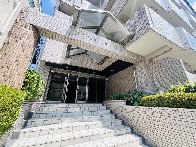 エントランス  写真撮影日：2025-08-01