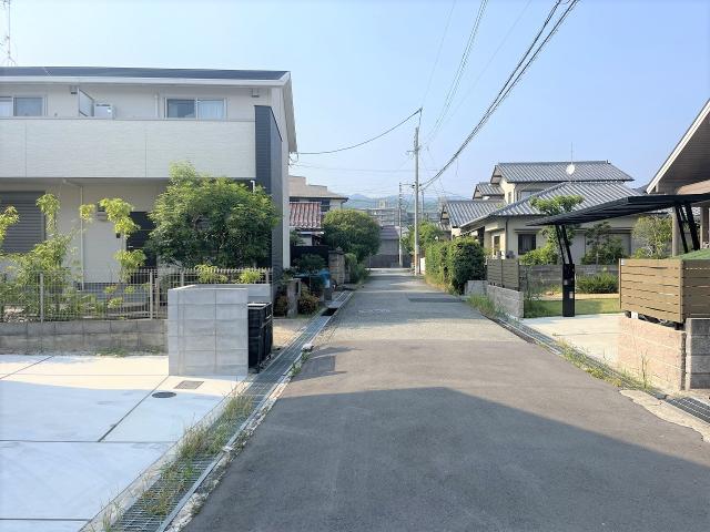 前面道路含む現地写真  写真撮影日：2025-07-25