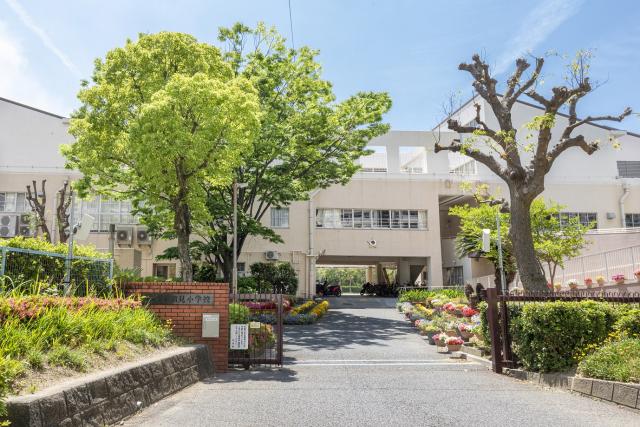 芦屋市立潮見小学校 400m 写真撮影日：2025-08-09