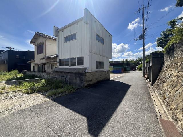 前面道路含む現地写真  写真撮影日：2025-09-05