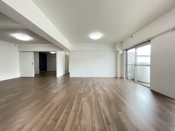 LDK約24帖＋洋室約8.4帖