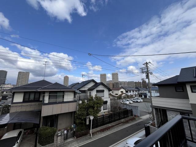 住戸からの眺望写真  写真撮影日：2025-10-05