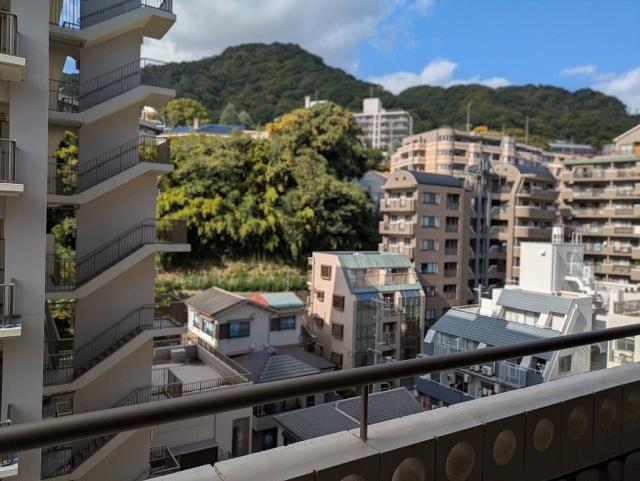 住戸からの眺望写真  写真撮影日：2025-11-09