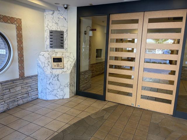 エントランス  写真撮影日：2025-11-09