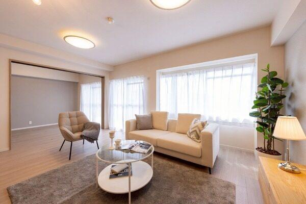 家具・調度品は売買価格は含まれません。