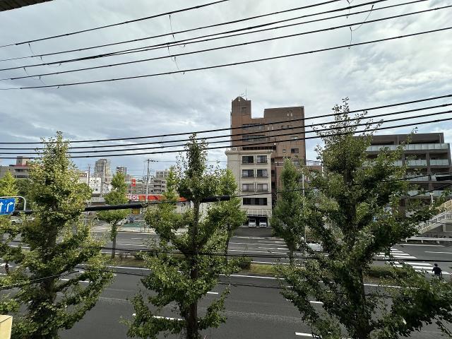 住戸からの眺望写真  写真撮影日：2025-10-12