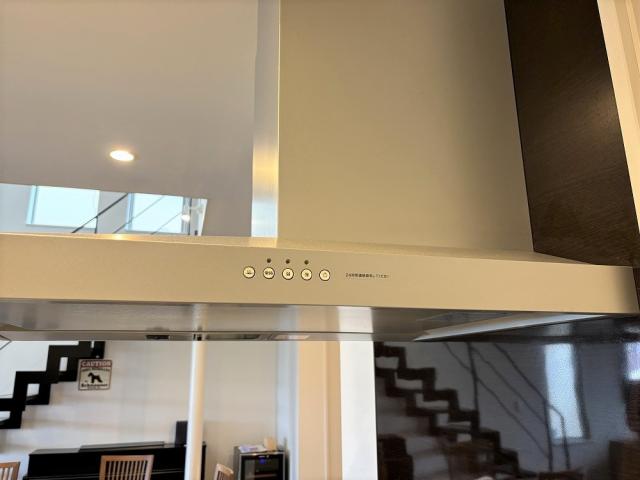 その他設備 レンジフード  写真撮影日：2025-10-27
