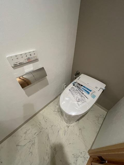 タンクレストイレ新調